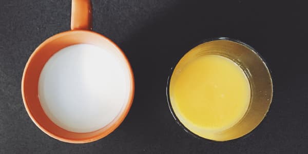 غسول الحليب والبرتقال للبشرة الدهنية