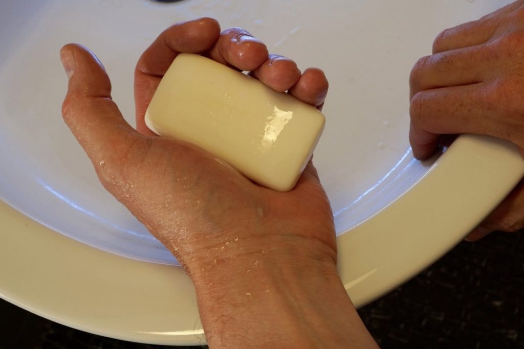 طريقة استخدام صابونة ستارفيل للبشرة الدهنية